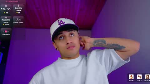 Miguel  online show from August 7, 9:37 pm