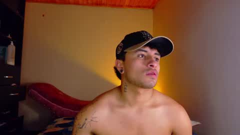 Miguel  online show from August 12, 3:36 pm