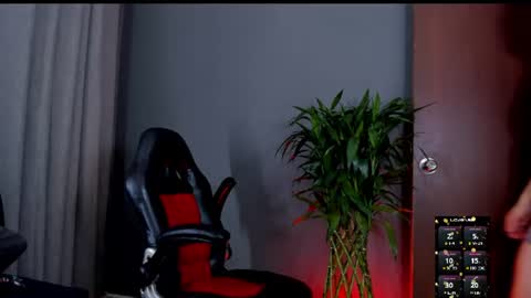 boyc02_ online show from August 16, 12:36 am