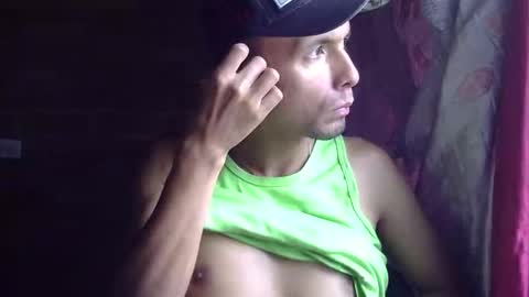 Boy online show from May 18, 3:01 pm