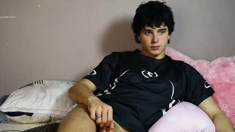 Boy from another city  online show from August 3, 3:24 am