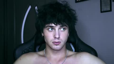 Boy from another city  online show from August 9, 4:57 am