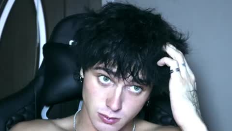 Boy from another city  online show from August 11, 5:09 am