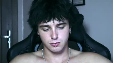 Boy from another city  online show from August 12, 5:54 am