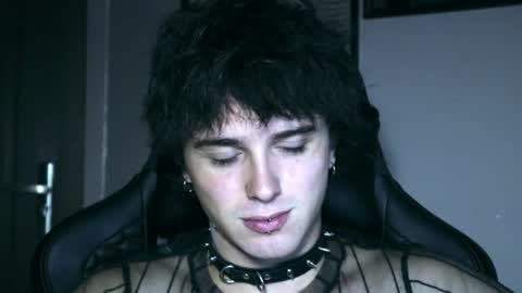 Boy from another city  online show from August 15, 4:49 am