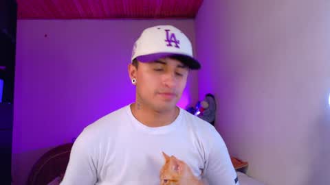 Miguel  online show from August 8, 3:56 pm