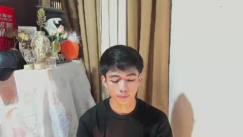 HI IM JAMES DONT FORGET GIVE ME THUMBS UP AND JOIN TO MY FANCLUB online show from August 2, 6:31 am