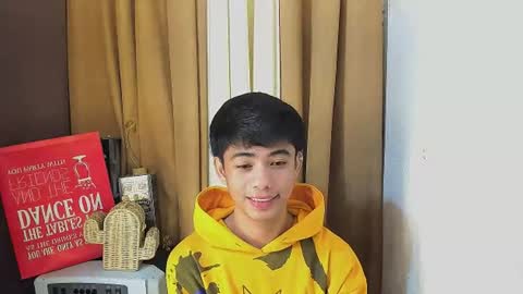 HI IM JAMES DONT FORGET GIVE ME THUMBS UP AND JOIN TO MY FANCLUB online show from August 3, 11:34 pm