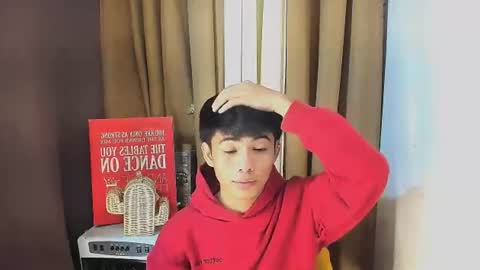 HI IM JAMES DONT FORGET GIVE ME THUMBS UP AND JOIN TO MY FANCLUB online show from August 5, 11:03 pm