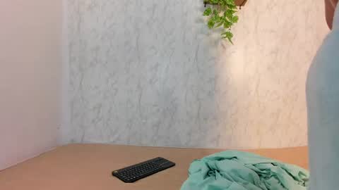 boys_roomhard online show from August 11, 9:00 am