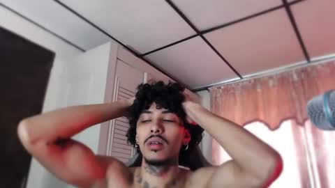bra_c online show from July 31, 12:33 pm