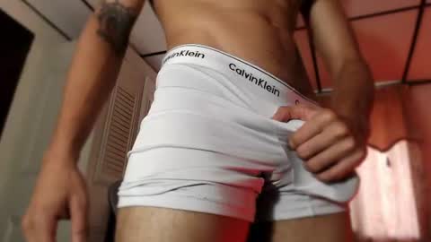 bra_c online show from July 31, 1:39 pm