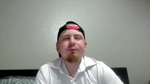 brad200215 online show from September 2, 2:35 am