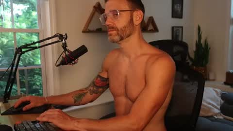 BradBronton online show from August 7, 11:32 am