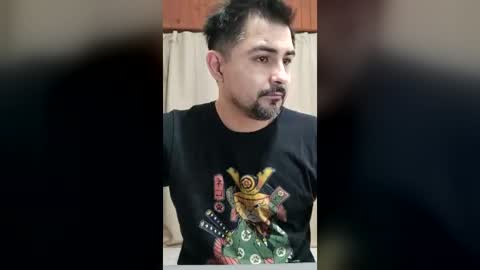bradd_32 online show from July 31, 11:38 am