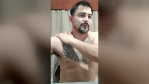 bradd_32 online show from August 3, 4:41 am