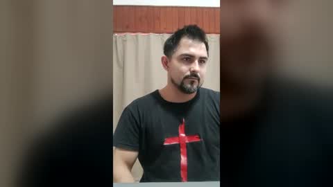 bradd_32 online show from August 5, 5:33 pm