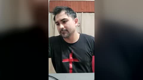 bradd_32 online show from August 13, 1:36 pm