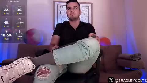 Bradley Colton online show from July 25, 3:49 pm