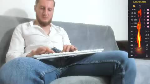 bradryder__ online show from July 10, 7:36 am