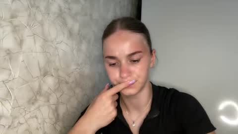Kate online show from July 20, 6:33 pm