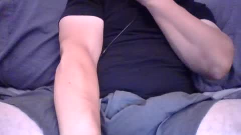 breed_u_ online show from July 17, 6:46 am