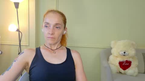 breeterner online show from August 7, 2:33 am