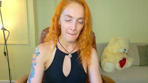 breeterner online show from August 9, 11:06 pm