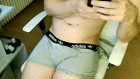 breezydicks online show from June 28, 8:12 pm