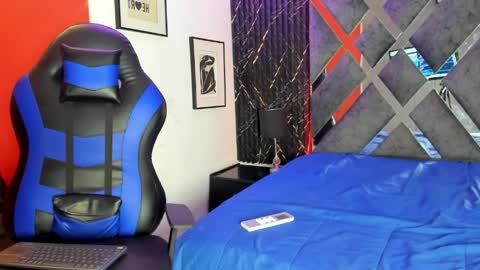 brenda_bigass7 online show from June 3, 12:36 am