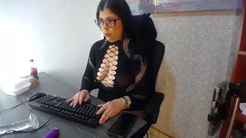 Brenda online show from August 7, 2:28 pm