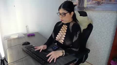 Brenda online show from August 10, 12:17 pm