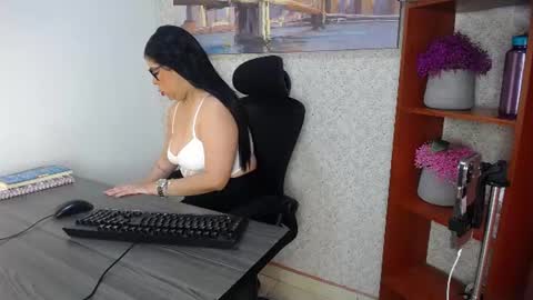 Brenda online show from August 15, 11:47 am