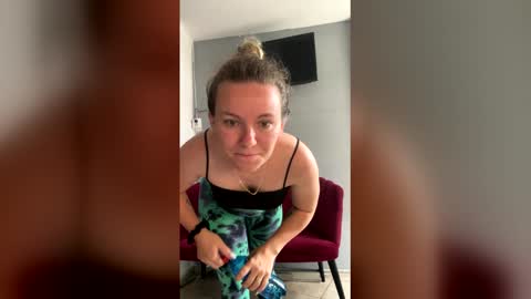 Brenda online show from June 11, 11:16 am