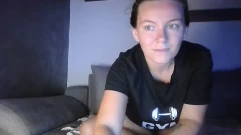 Brenda online show from June 15, 9:57 pm