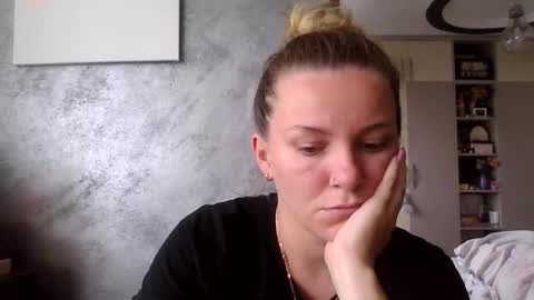 Brenda online show from July 5, 2:53 pm