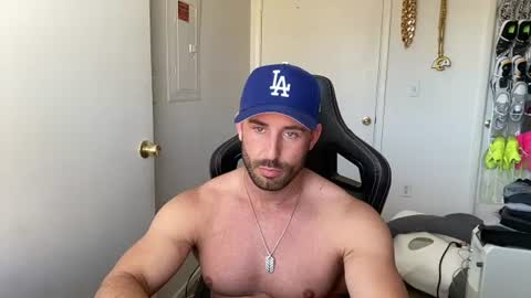 Brett Mycles online show from August 5, 9:57 pm