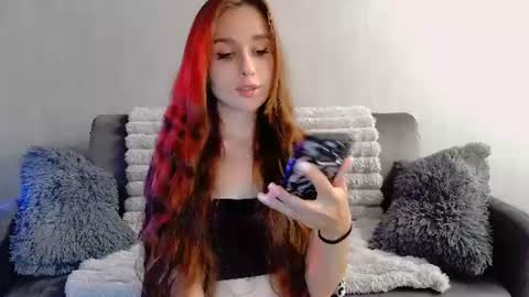 bri_fox online show from July 17, 9:59 pm