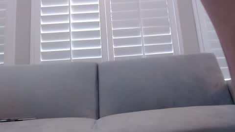 bri_says_hi online show from June 17, 5:56 pm