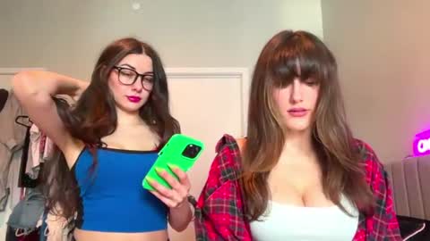 Bria online show from August 14, 6:44 pm