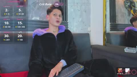 brian_hotof1 online show from July 28, 10:49 pm