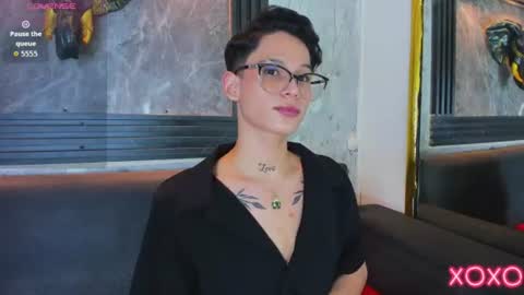 brian_hotof1 online show from July 30, 5:20 pm