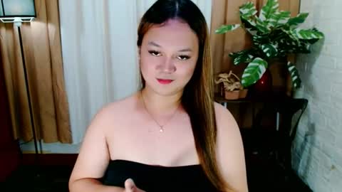 briana_ashford online show from August 12, 10:06 am