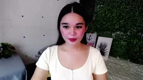 Claire online show from August 5, 9:07 am