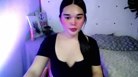 Claire online show from August 13, 1:58 pm