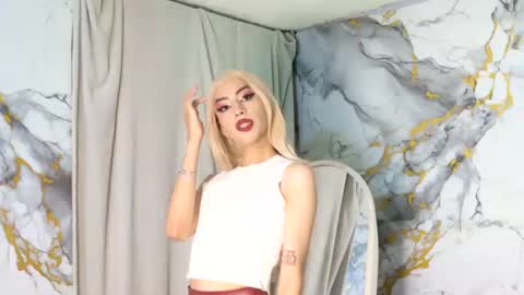 briana_white online show from July 29, 10:17 pm
