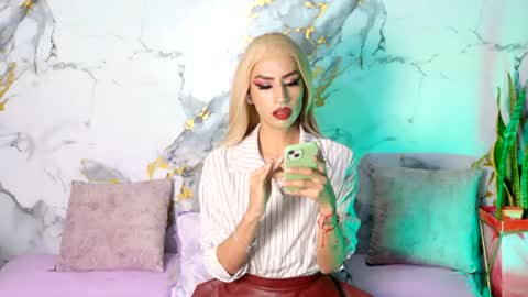 briana_white online show from July 31, 5:29 pm
