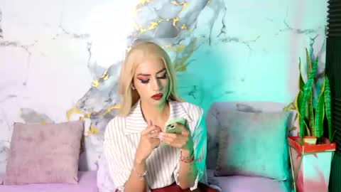 briana_white online show from July 31, 8:58 pm