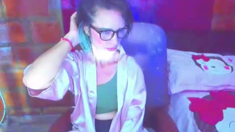 brianna_garnerr online show from July 13, 9:16 am