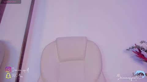 Brianna  online show from July 1, 11:49 pm